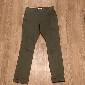Green olive chinos pants 29x30